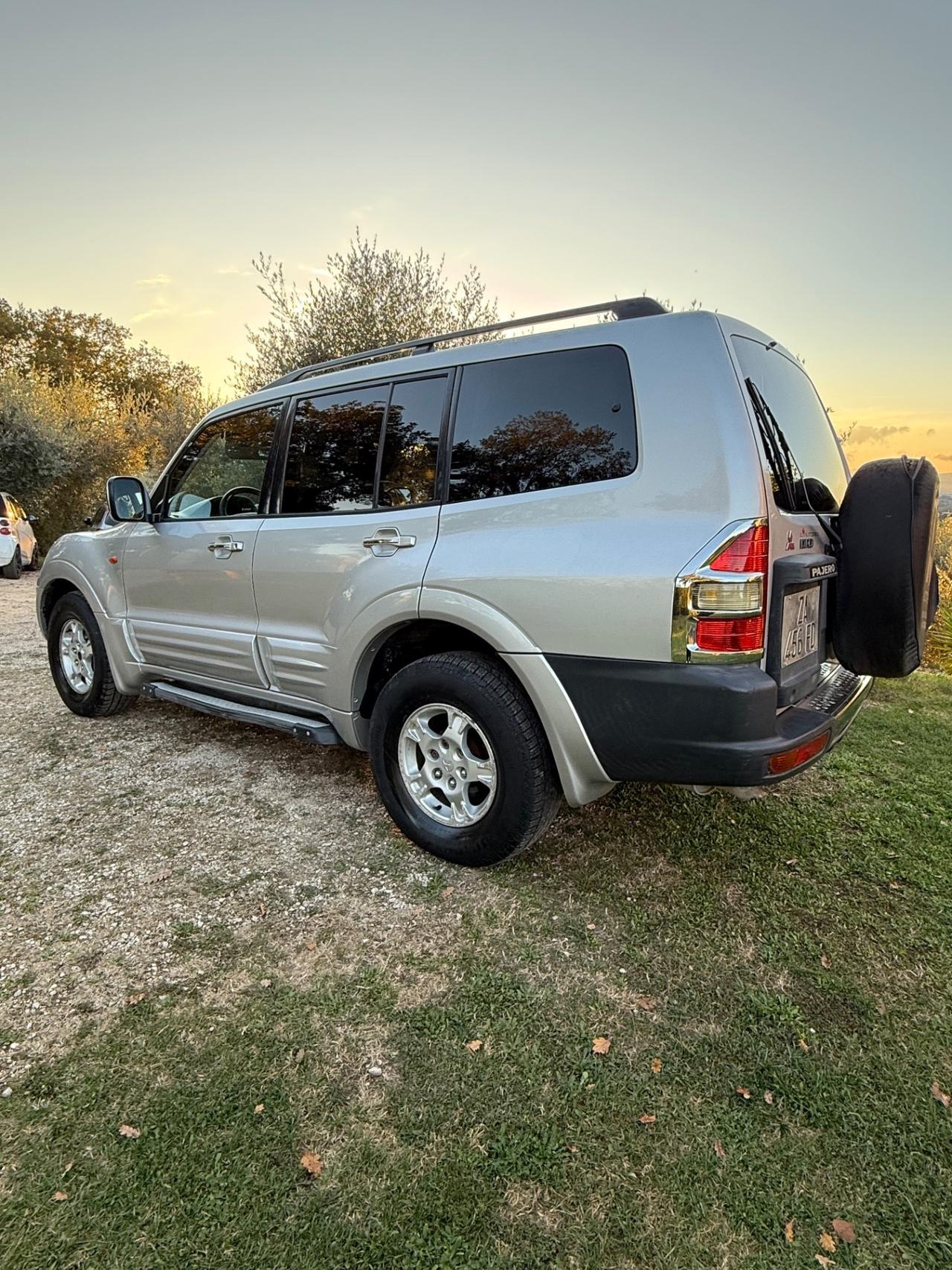 Mitsubishi Pajero 3.2 16V DI-D 5p. GLS2