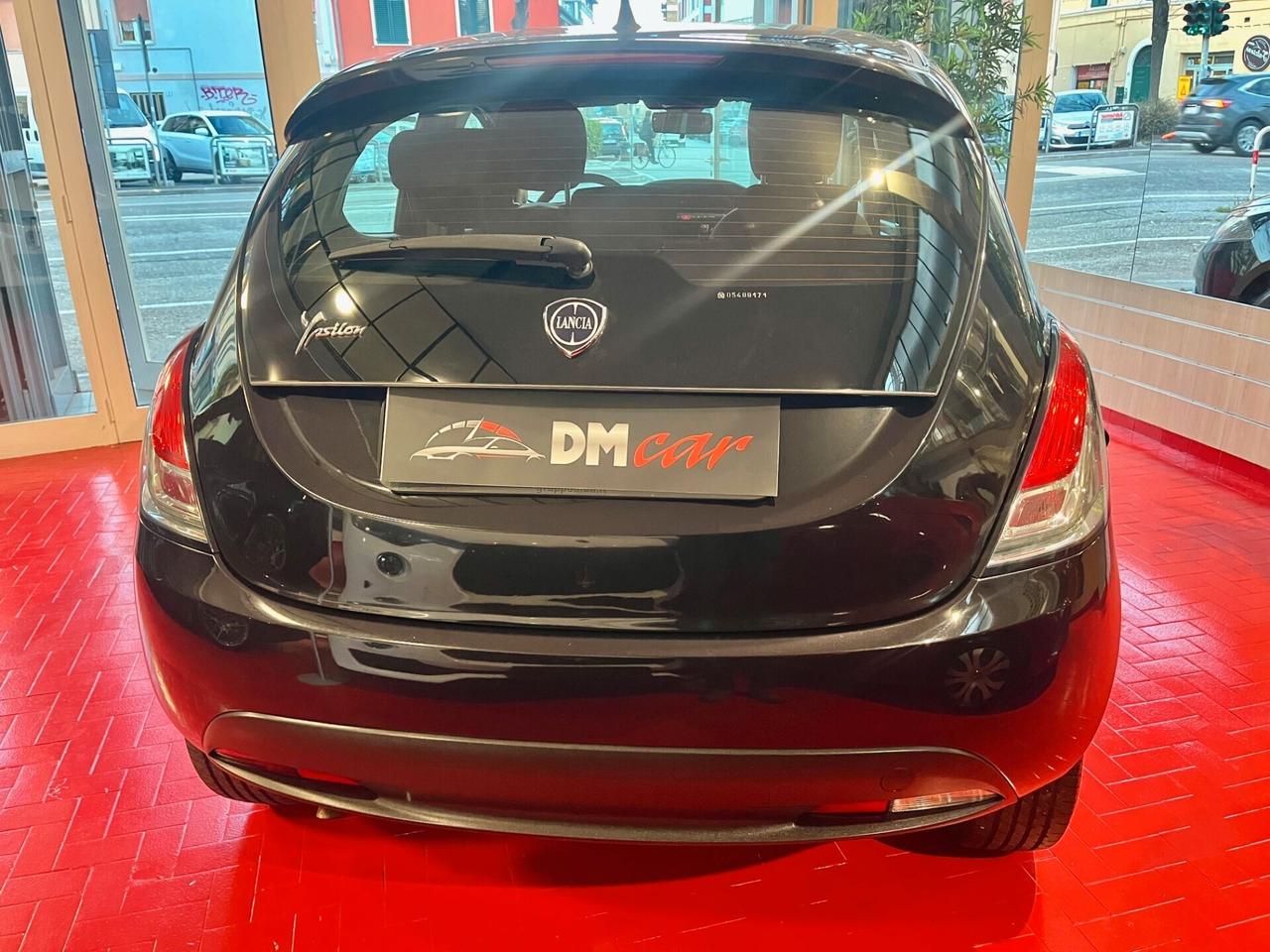 Lancia Ypsilon 1.2 69 CV 5 porte GPL Ecochic Elefantino Blu OK NEOPATENTATI