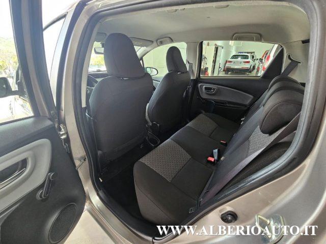 TOYOTA Yaris 1.0 5 porte Lounge