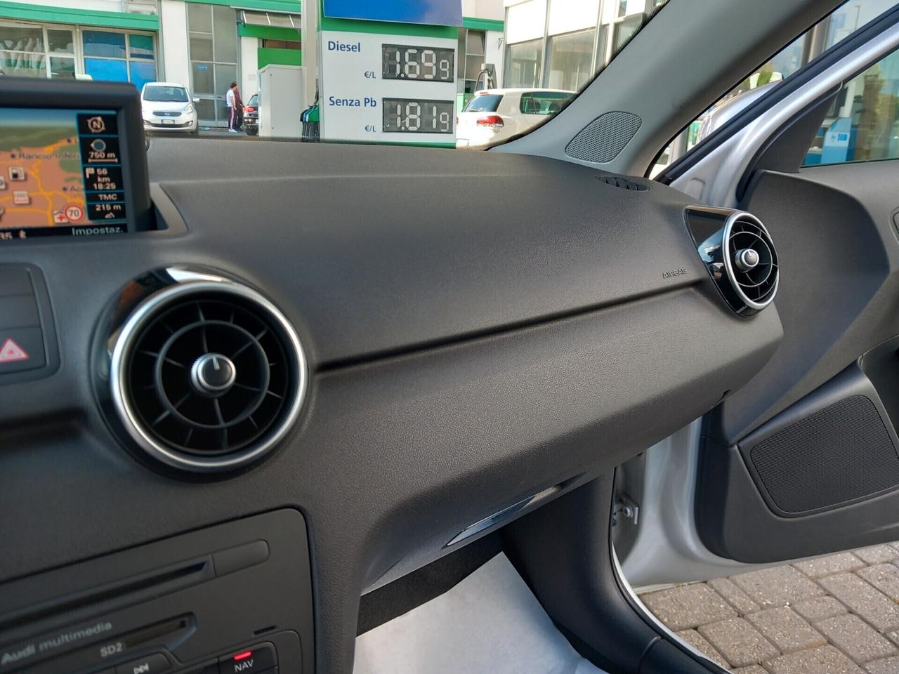 Audi A1 1.6 TDI S tronic SPB SLINE