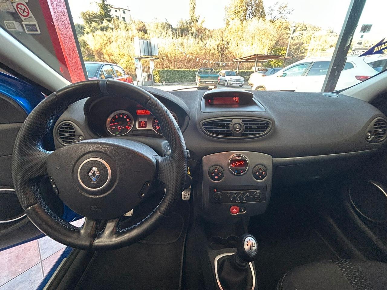 Renault Clio 2.0 16V 200CV 3 porte RS