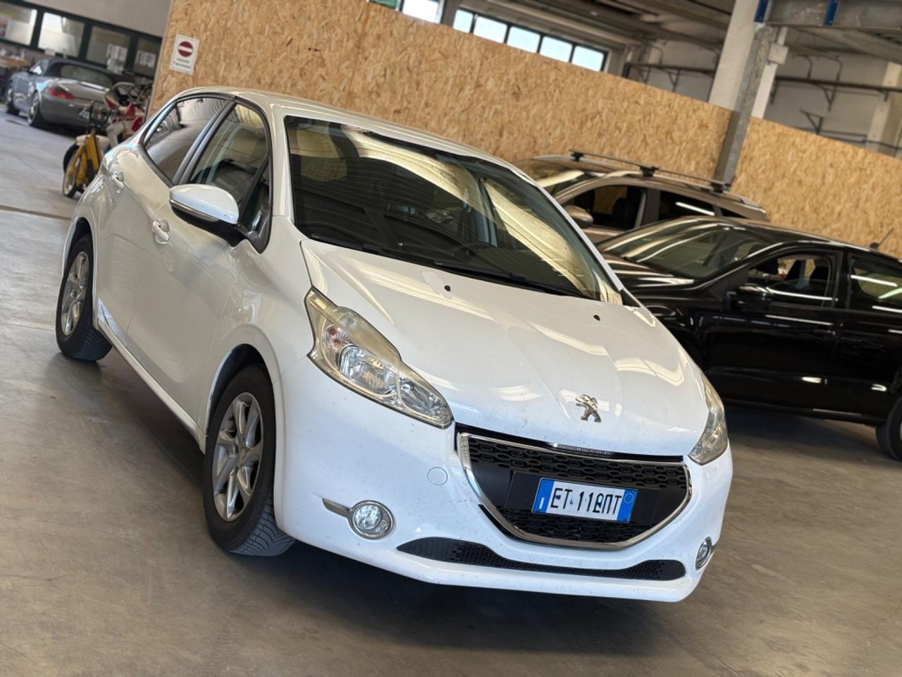 Peugeot 208 1.2 82CV 2013 Ok per neopatentati