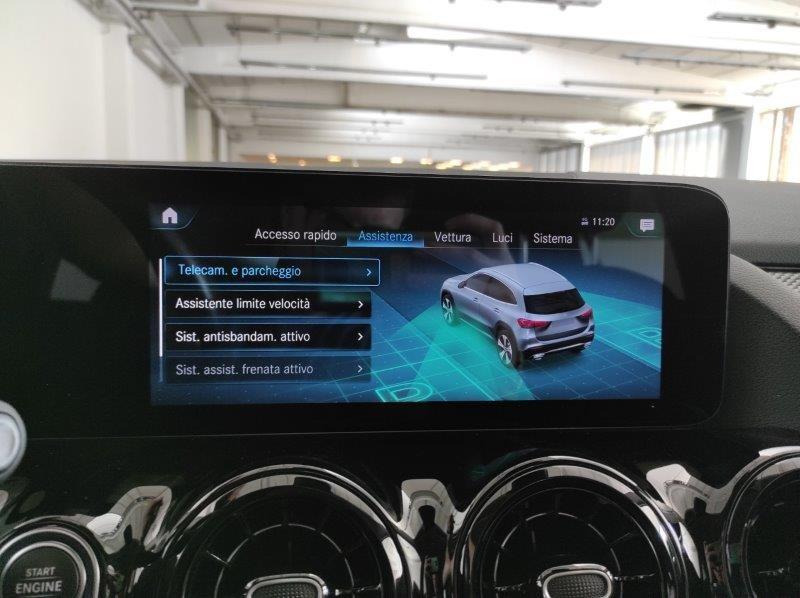 Mercedes-Benz GLA (H247) - GLA 200 d Automatic Business