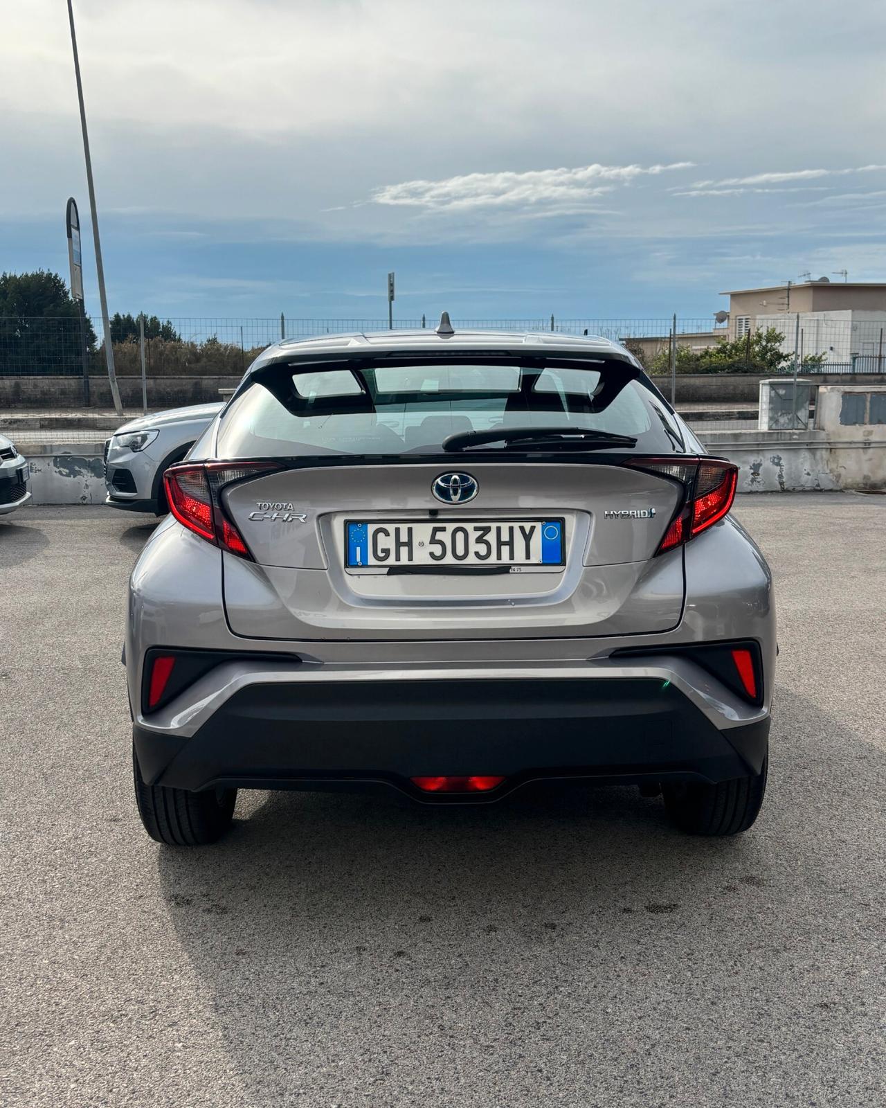 Toyota C-HR 1.8 Hybrid E-CVT Trend