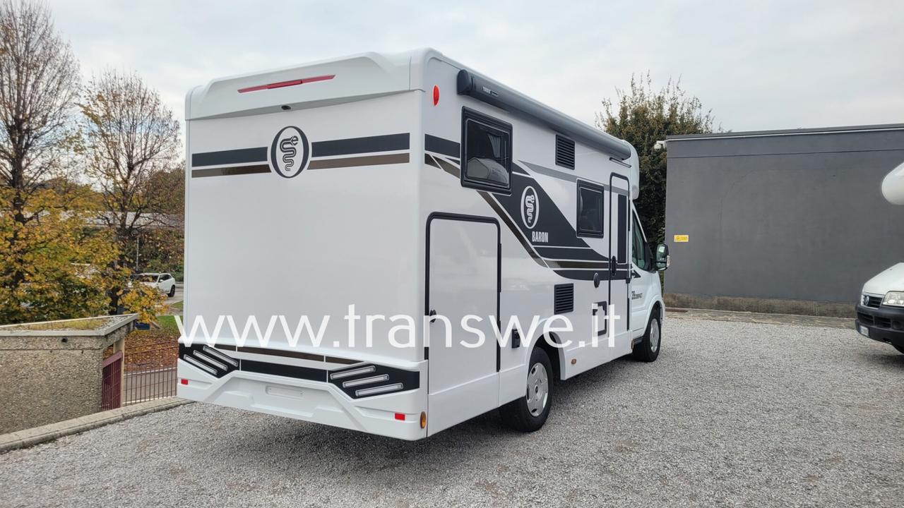 Elnagh Baron Compact 539 Camper semintegrale con letti gemelli versione