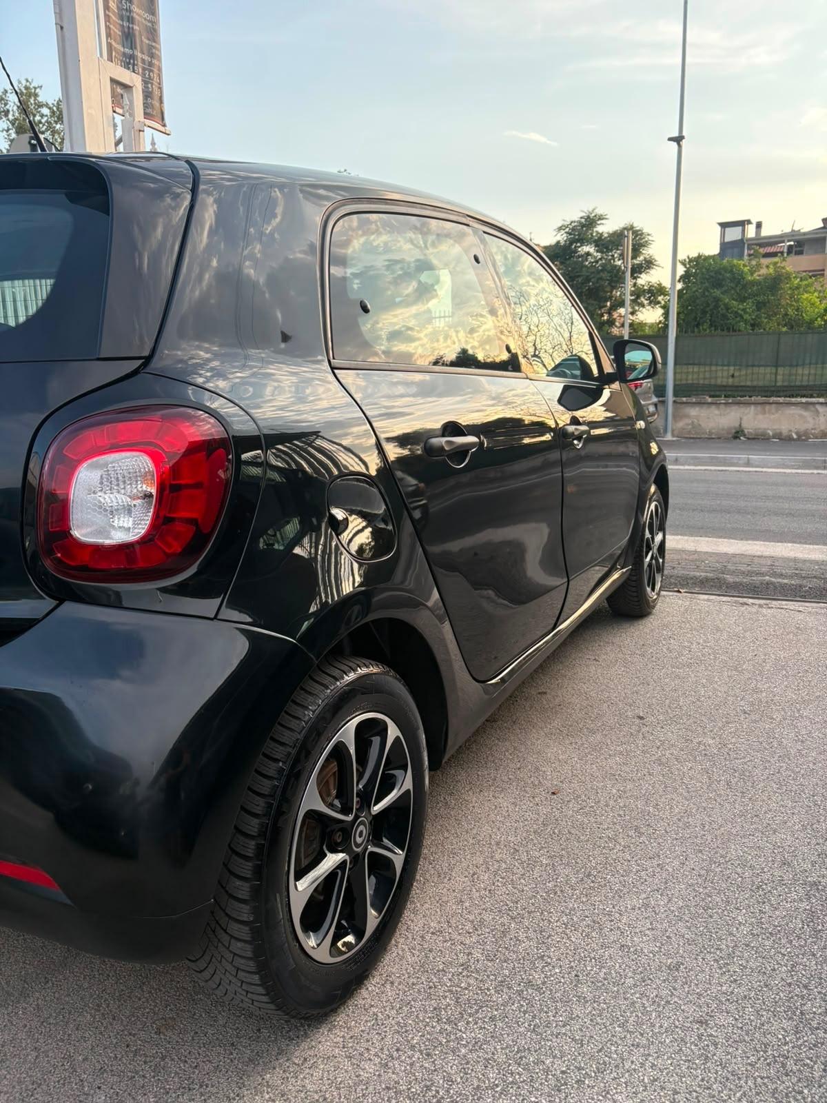 Smart ForFour 70 1.0 Passion