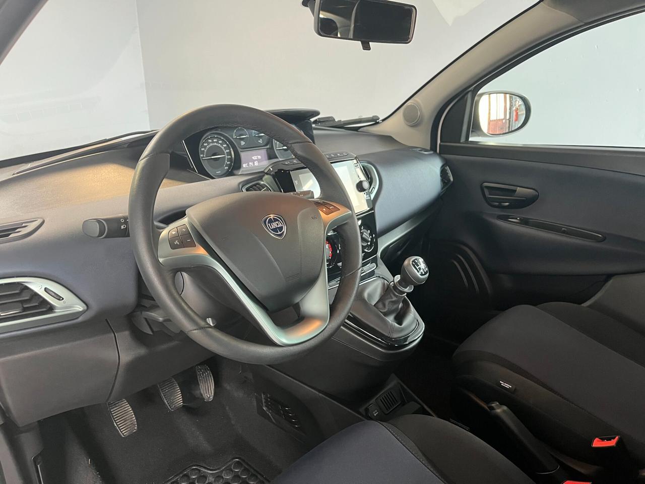Lancia Ypsilon 1.0cc HYBRID GOLD PLUS - PREZZO REALE!