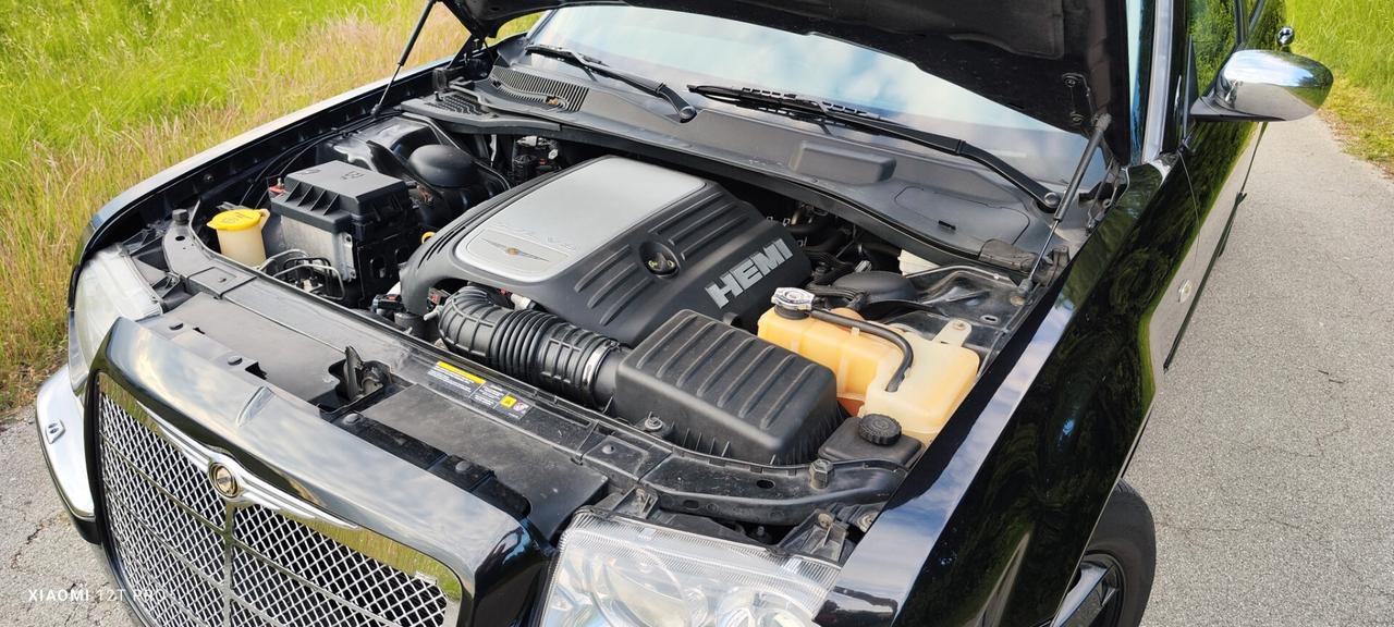 RARA Chrysler 300C (5.700 V8 340cv HEMI) AWD