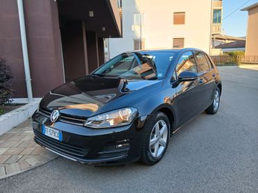 Volkswagen Golf 1.2 TSI 85 CV 5p. Trend+Teck Pack tua a € 199 mese