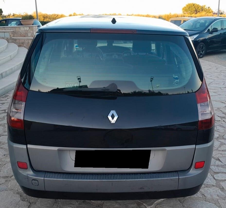 Renault Scenic Grand Scénic 1.5 dCi/105CV Serie Speciale