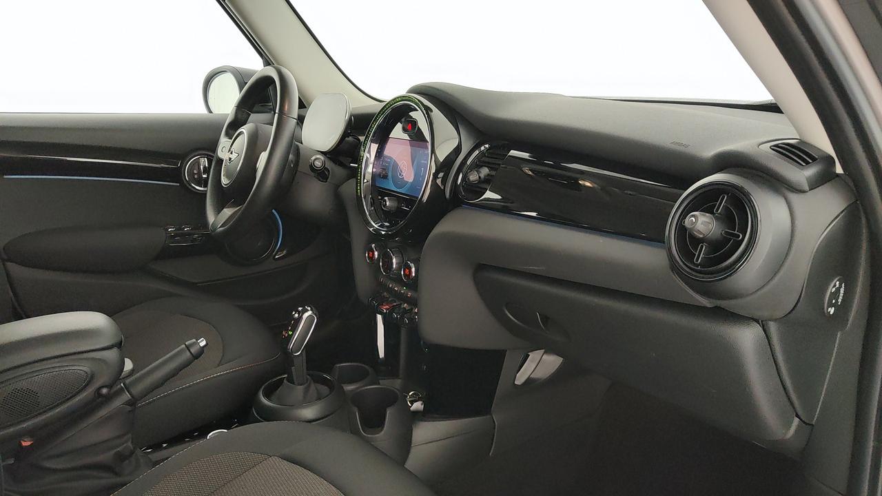 MINI Mini IV F55 2021 5p - Mini 5p 1.5 Cooper Classic auto