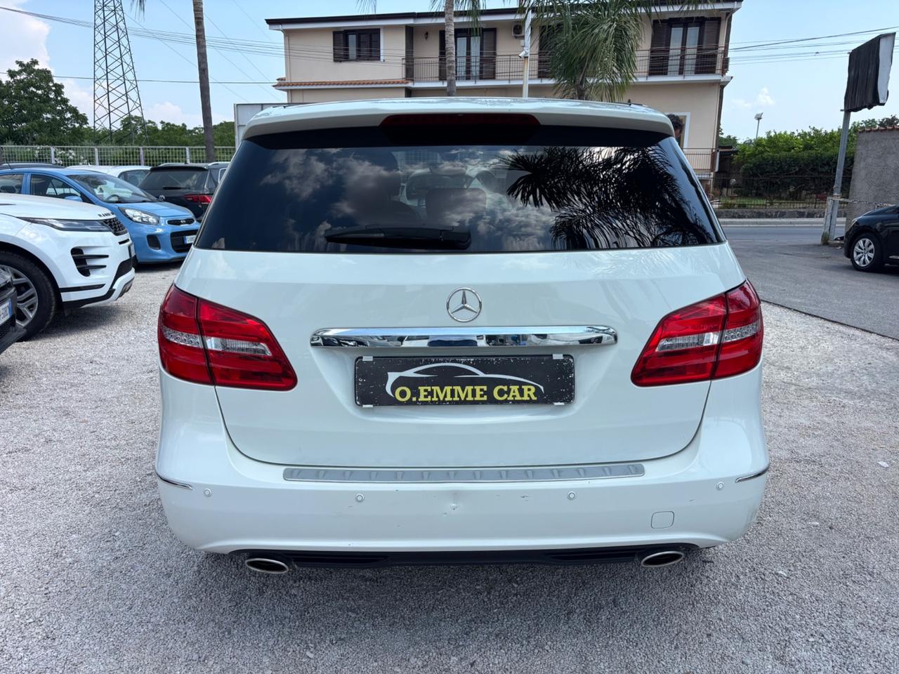MERCEDES B180 109 CV CDI PREMIUM 140.000KM