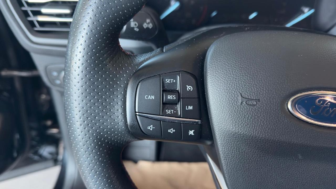 Ford Focus 1.0 EcoBoost Hybrid 125 CV 5p. ST-Line