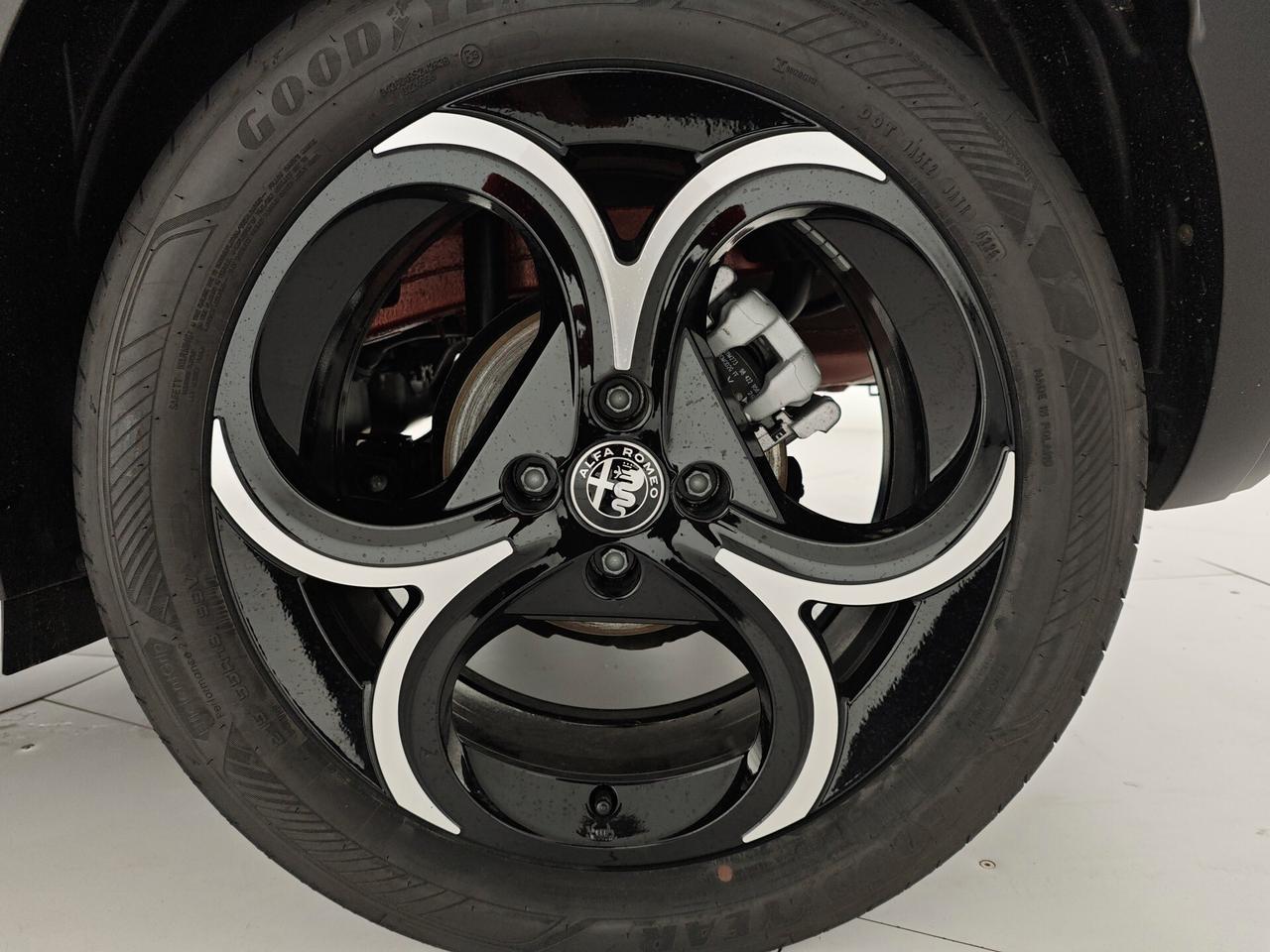 Alfa Romeo Junior 1.2 145 CV Hybrid Speciale