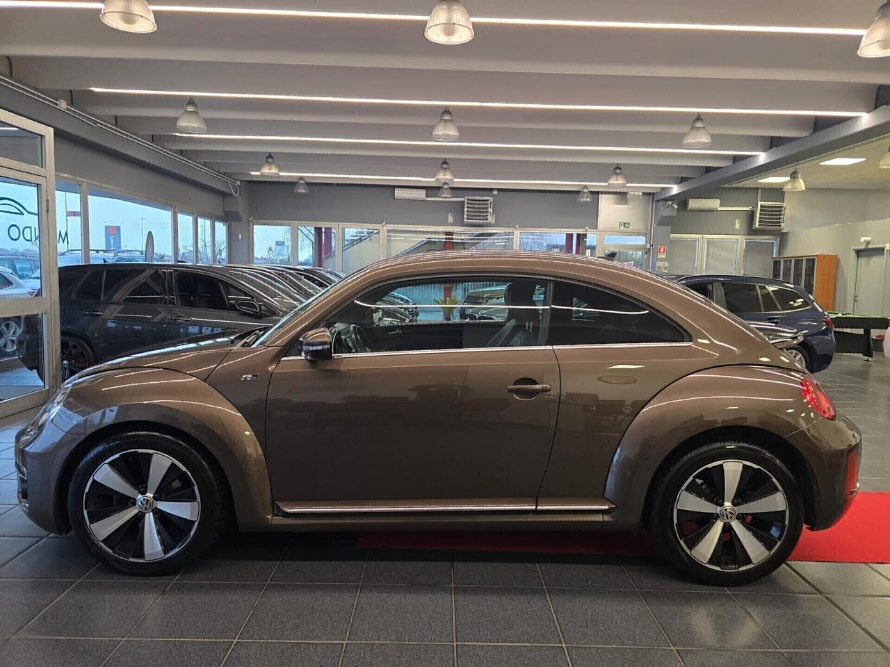 Vw Maggiolino 2.0 TDI DSG 140cv R-Line