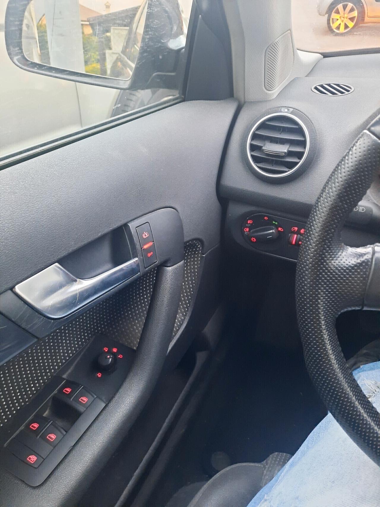 Audi A3 2.0 16V TDI ESTERNO S-LINE Ambition 170 cavalli