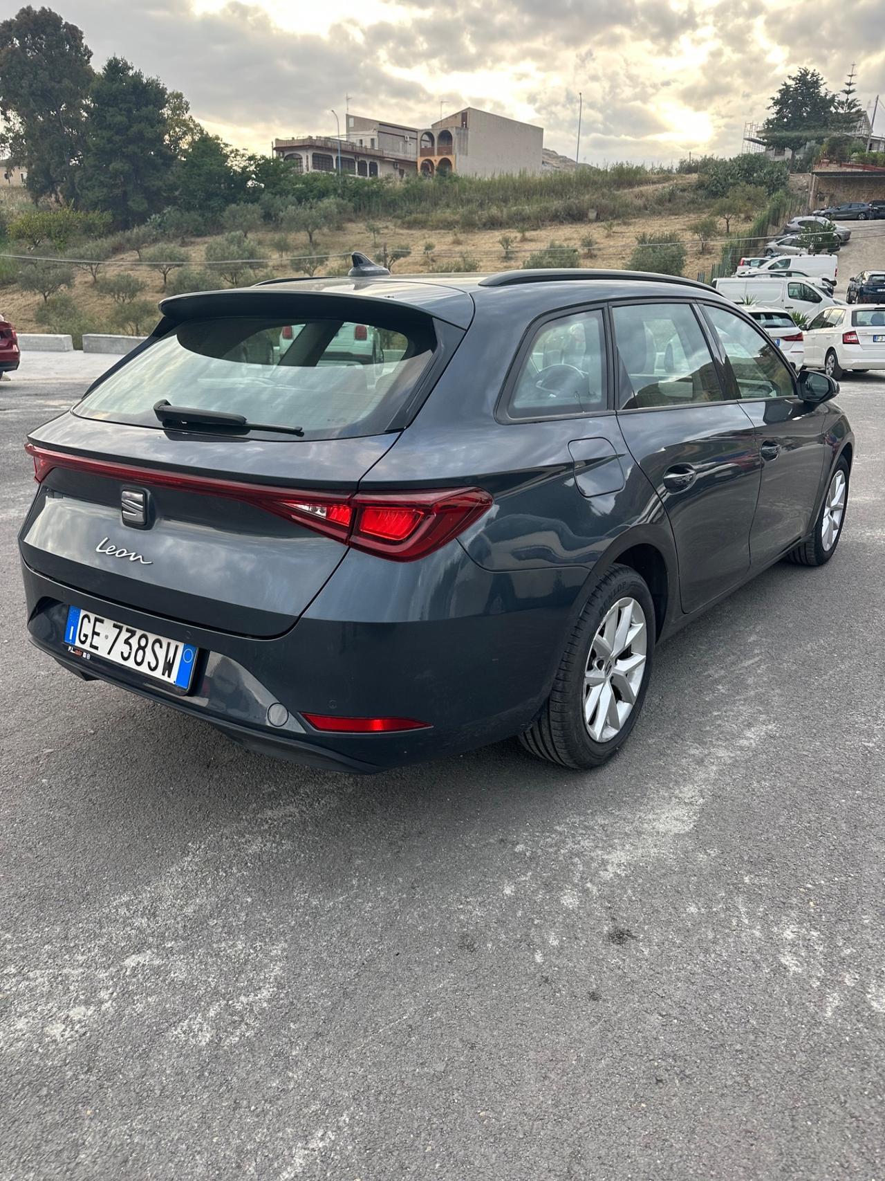 Seat Leon Sportstourer 1.5 TGI DSG Business