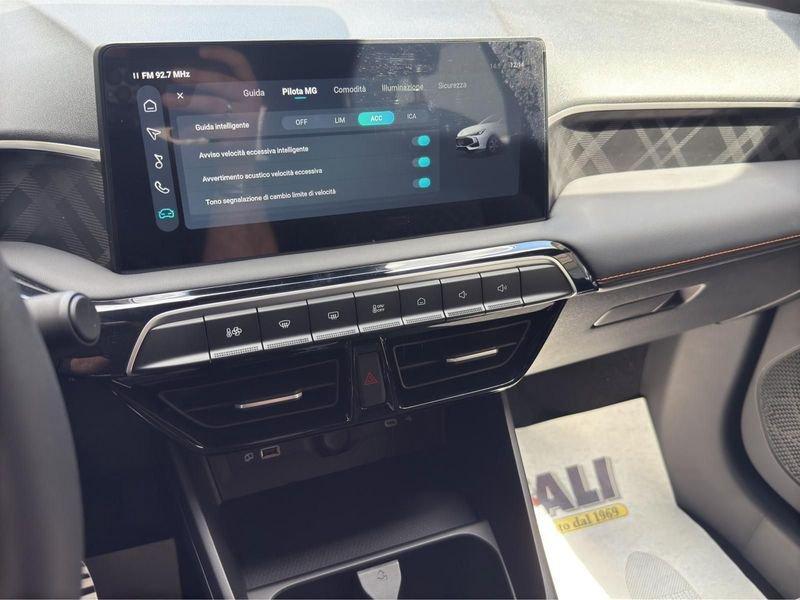 MG MG3 MG3 5p 1.5 Hybrid+ ( 194cv complessivi ) automatica Standard