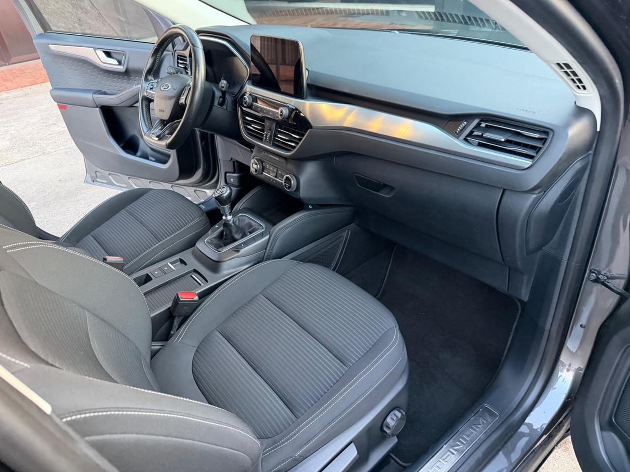 Ford Kuga 2.0 EcoBlue Hybrid 150 CV 2WD ST-Line