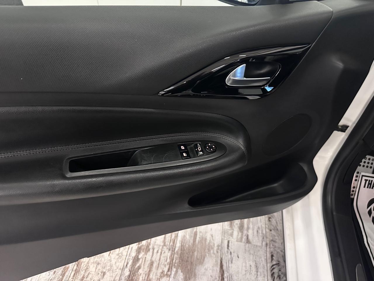 DS3 1.2 Benzina VTi 82 Just Black Ok neopatentati