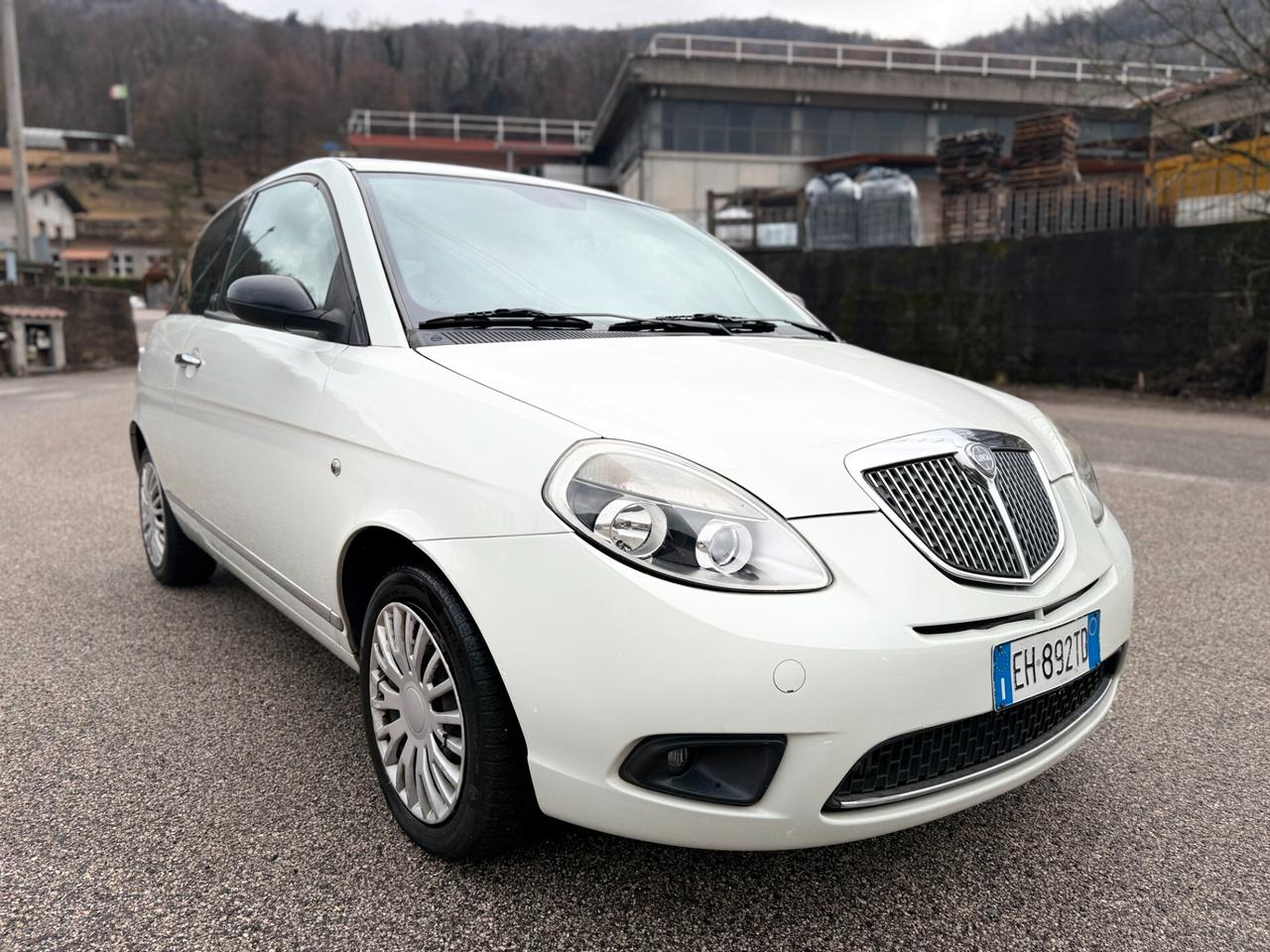 Lancia Ypsilon 1.2 69 CV Diva