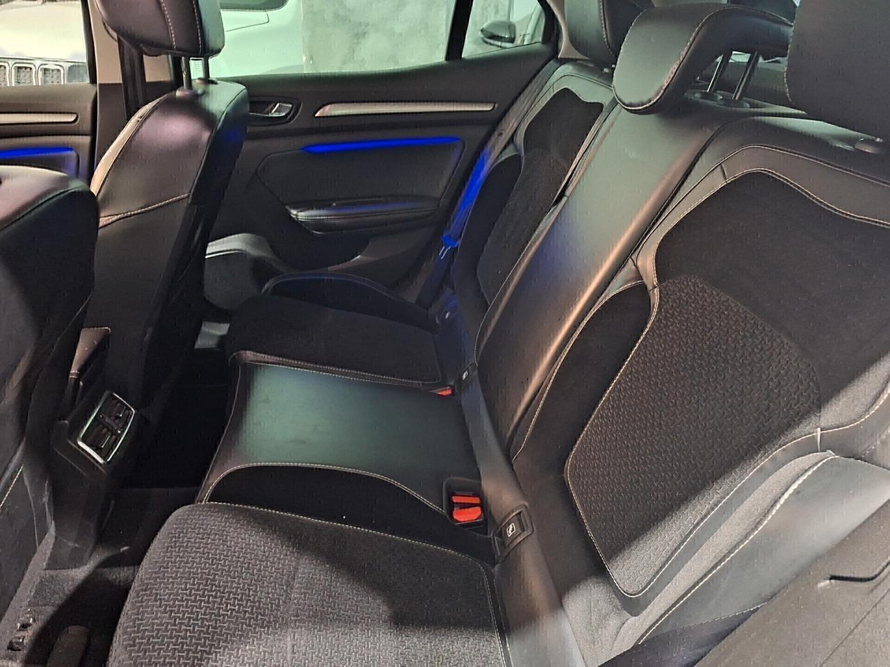 Renault Megane 1.5 dCi 110cv EDC Energy Intens