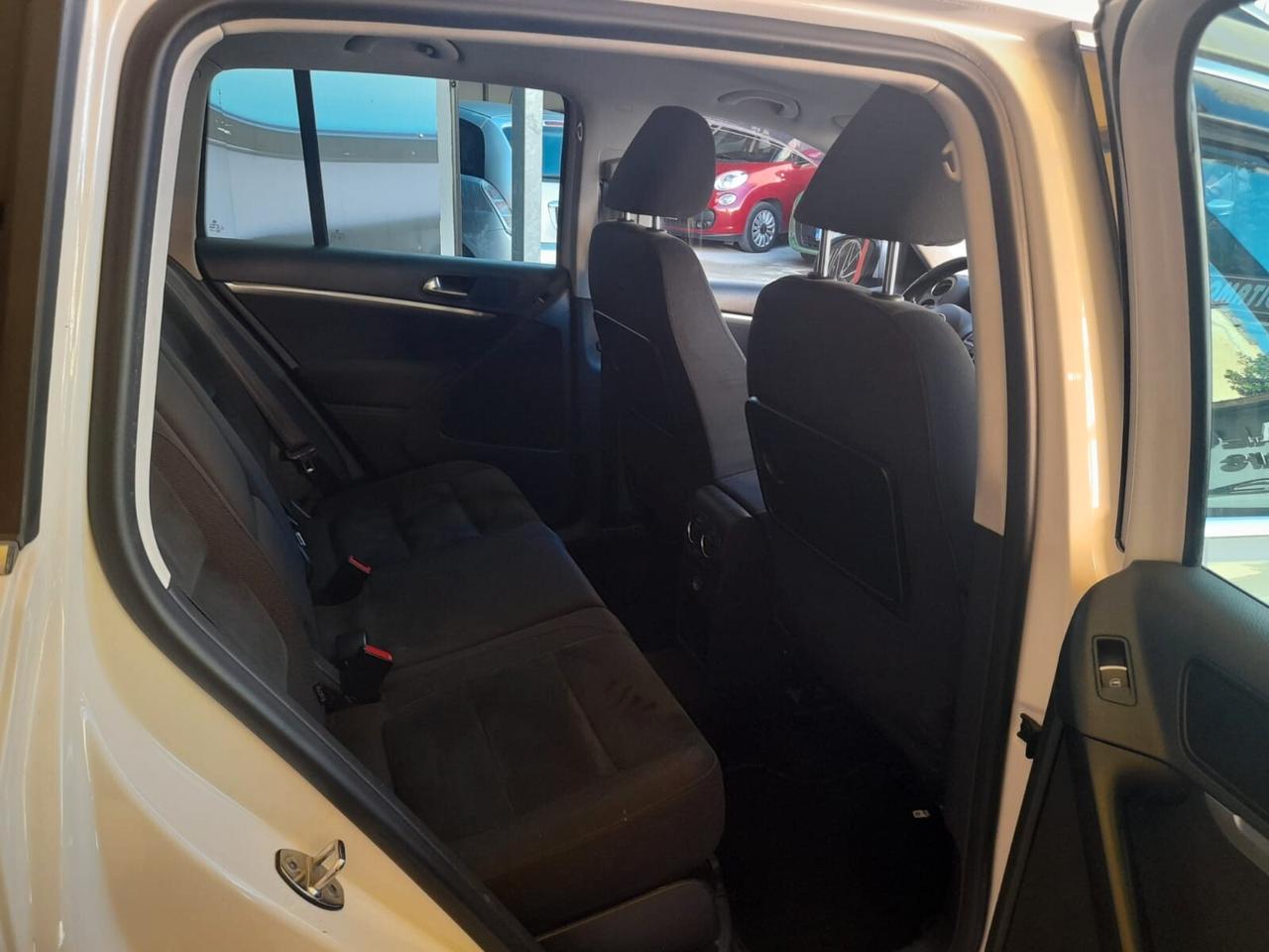 Volkswagen Tiguan 2.0cc diesel 12 mesi garanzia-2012