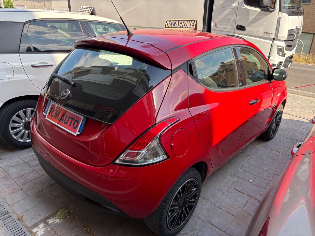 Lancia Ypsilon 1.2 69 CV 5 porte GPL Ecochic Gold