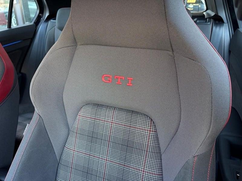 Volkswagen Golf GTI 2.0 tsi GTI 245cv dsg