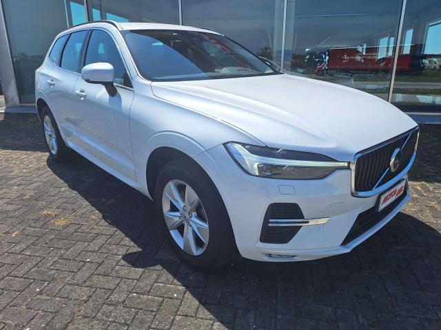 Volvo XC60 XC60 II 2022 2.0D b4 197cv Core Automatica - IVA deducibile
