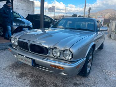 Jaguar XJ 3.2 cat Executive