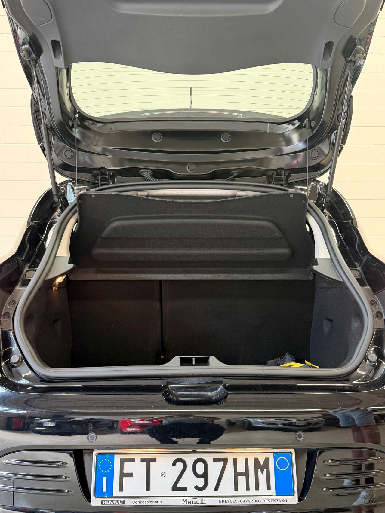 Renault Clio dCi 8V 90 CV 5 porte Moschino Intens