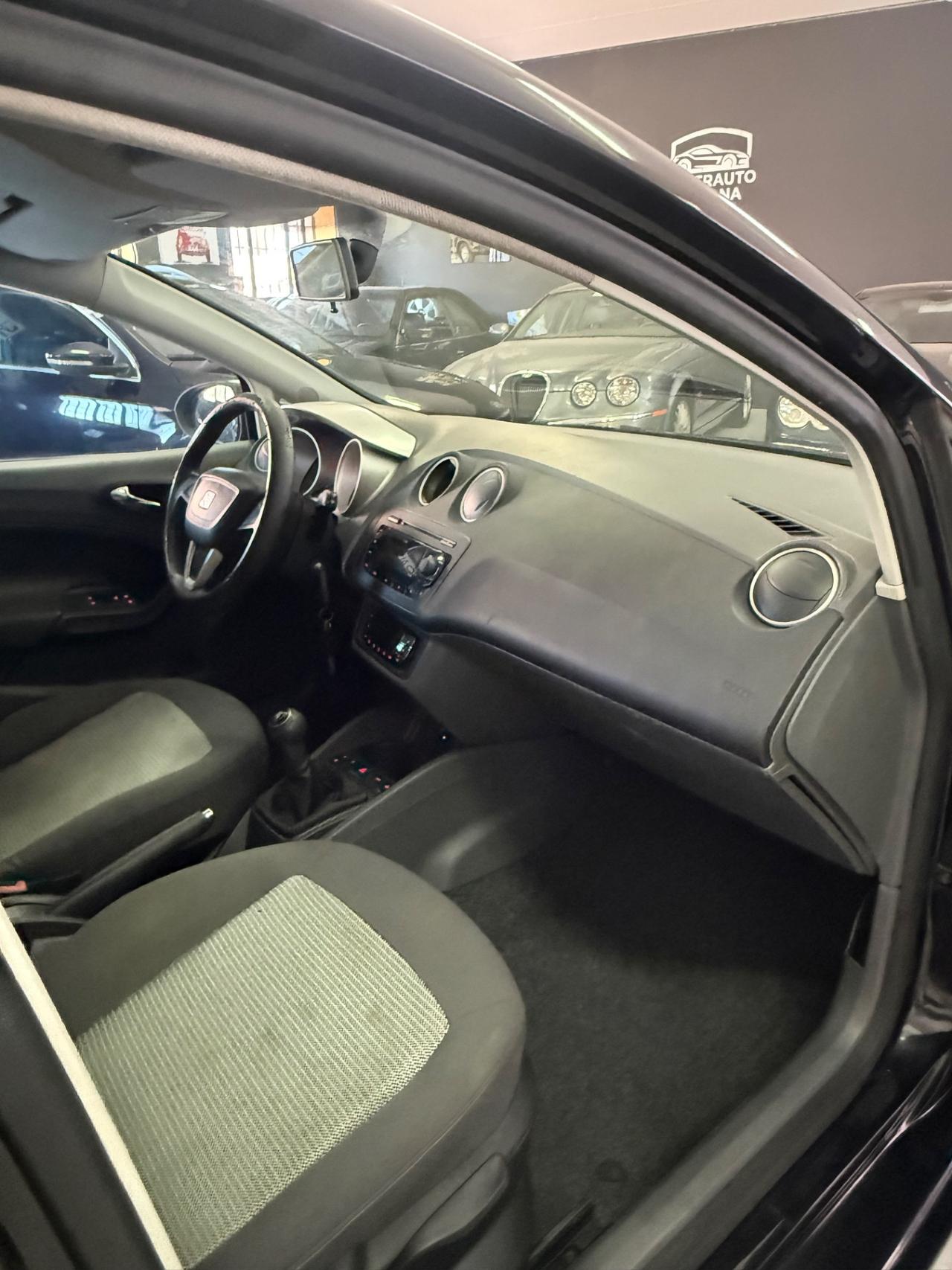 Seat Ibiza 1.4 5p. Style Dual