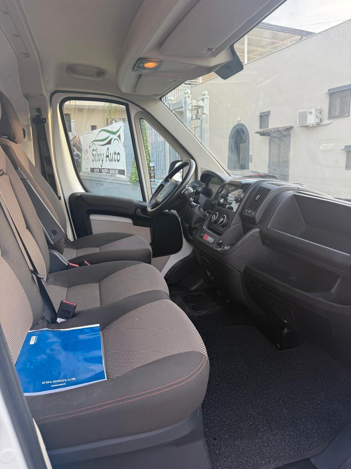 Peugeot Boxer 330 BlueHDi 120 S&S PC-TN Combi Comfort