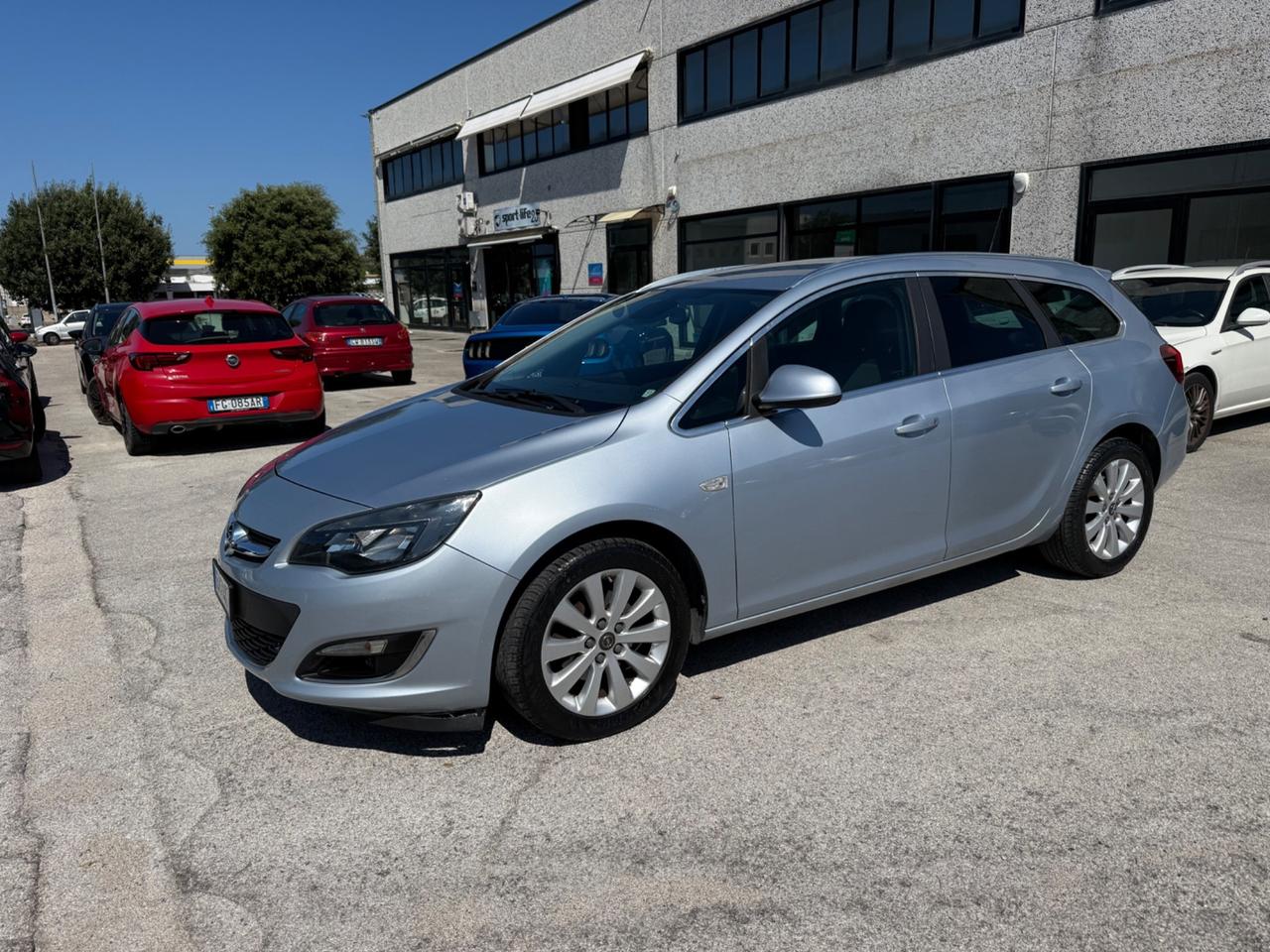 Opel Astra 1.7 CDTI 110CV Sports Tourer Cosmo