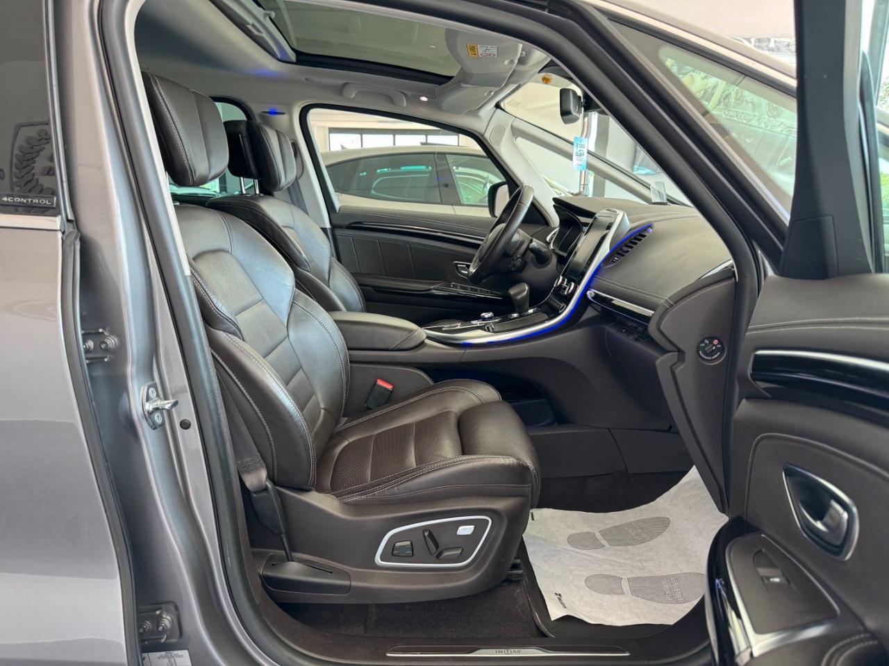 Renault Espace 1.6 dci 4Control Initiale Paris 160cv 7p.ti edc
