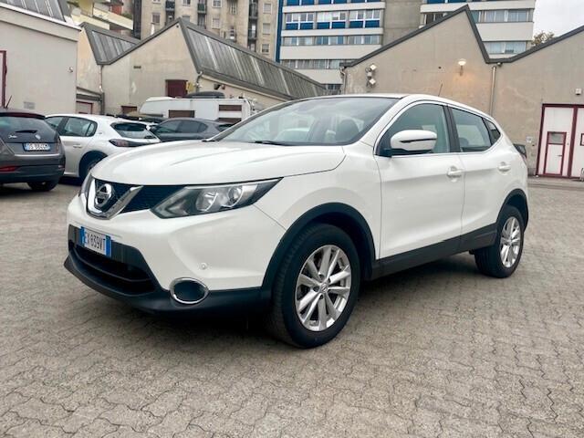 Nissan Qashqai 1.2 DIG-T Acenta