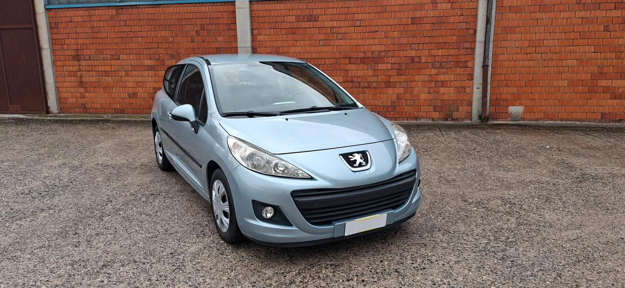 Peugeot 207 1.4 8V 75CV 3p. Energie Sport ECO GPL