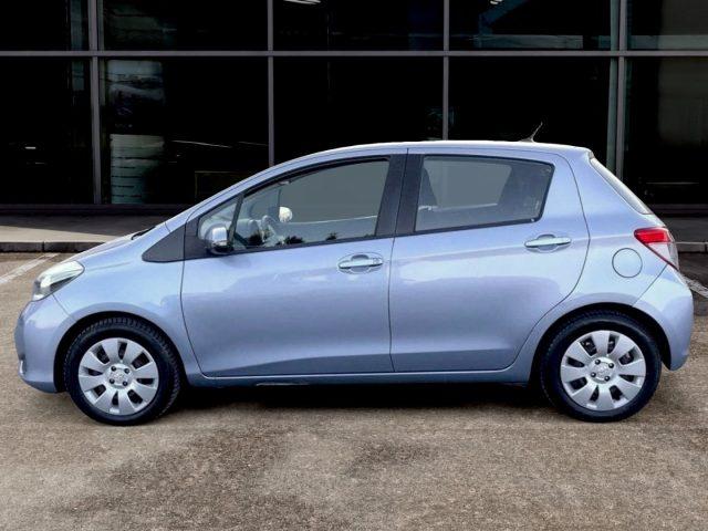 TOYOTA Yaris 1.0 BENZ 69 CV 5 porte Lounge OK NEOPATENTATI