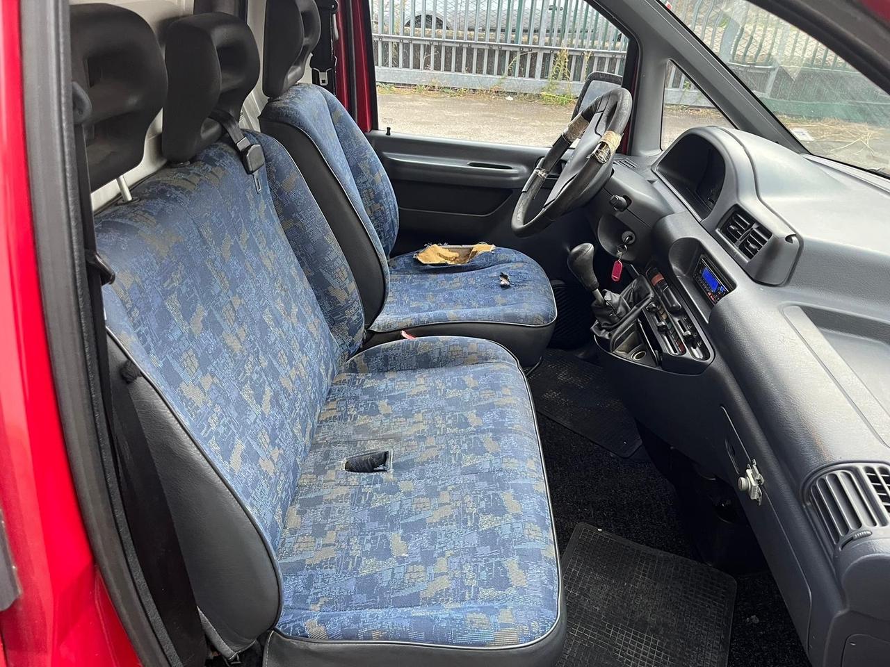 Peugeot Expert 220C 1.9 TD