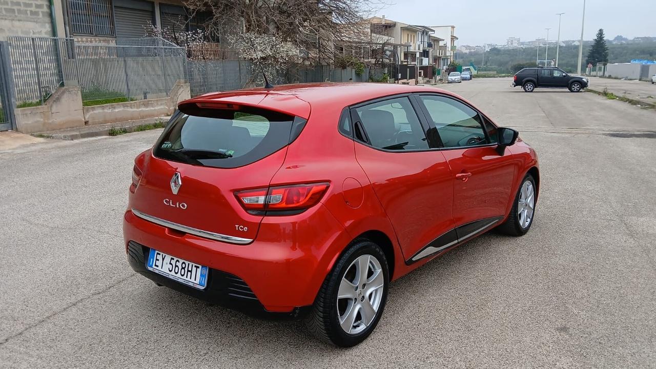 Renault Clio Sporter 0.9 TCe 12V 90CV Costume National