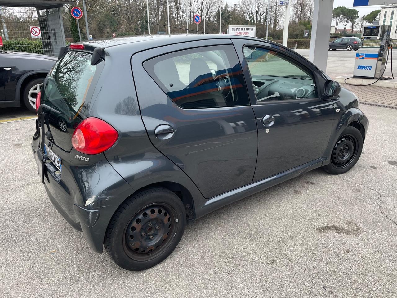 Toyota Aygo 1.0 12V VVT-i 5 porte