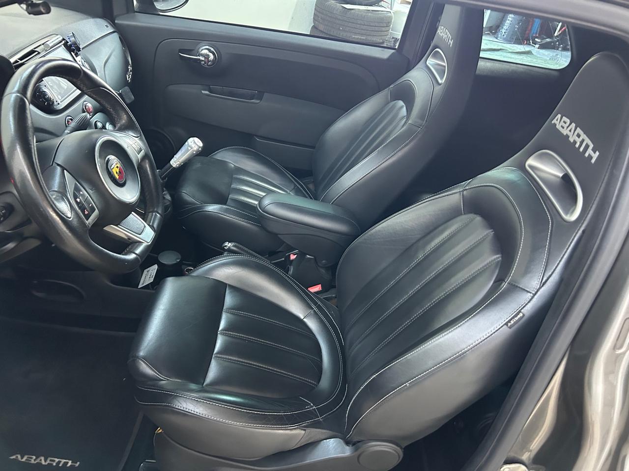 Abarth 595 C 1.4 Turbo T-Jet 160 CV MTA Competizione