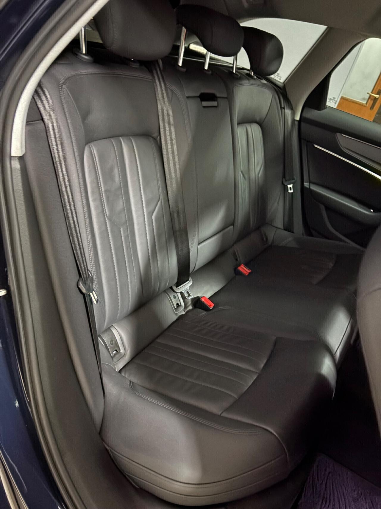 Audi A6 Avant 40 2.0 TDI 204cv S tronic