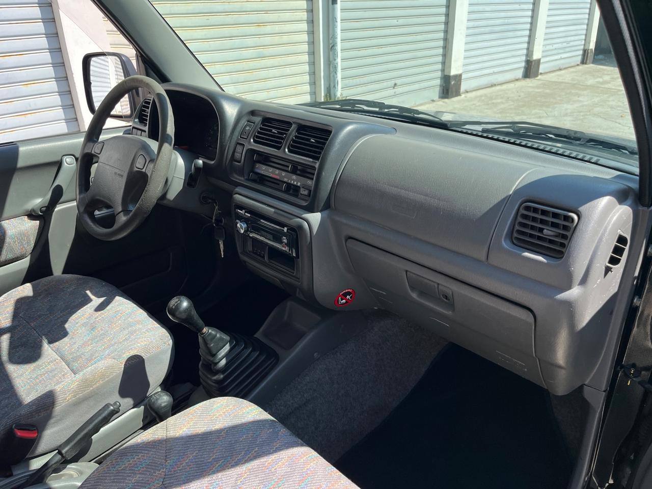 Suzuki Jimny 1.3i 16V cat 4WD JLX