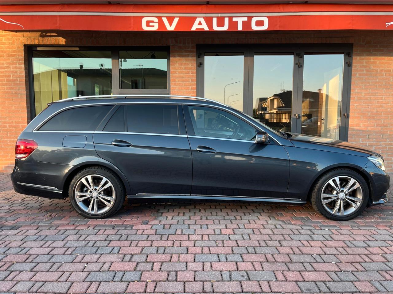 Mercedes E 250 4Matic Automatic Premium