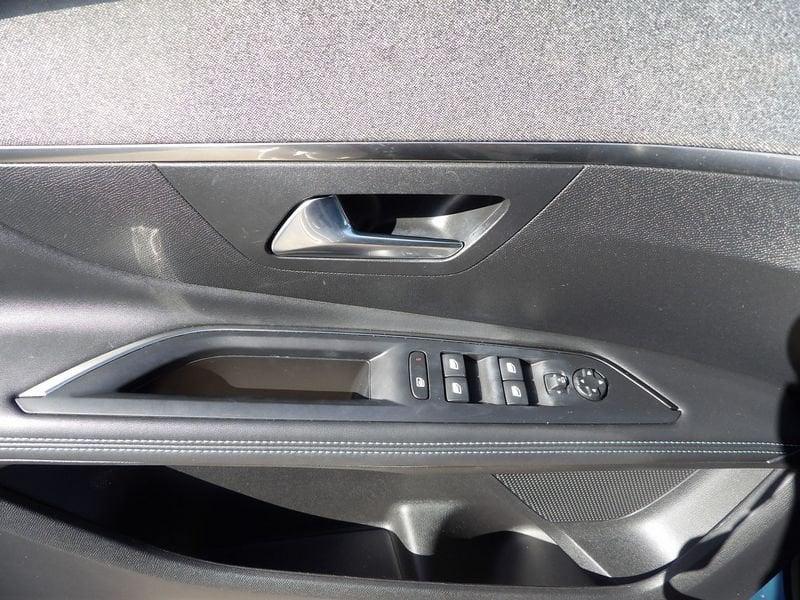 Peugeot 3008 BlueHDI 130 EAT8 S&S Allure Pack