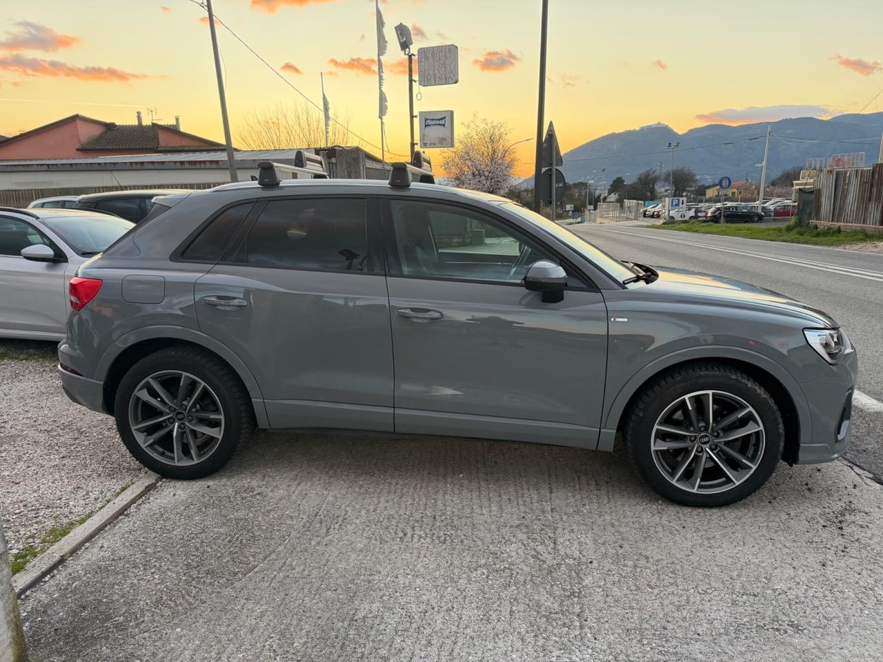 Audi Q3 35 tdi S Line quattro