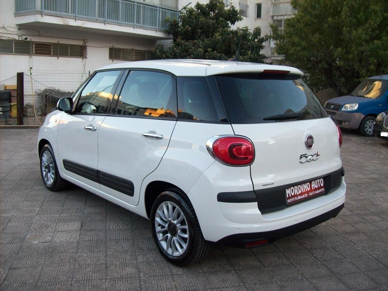 Fiat 500L Pro 1.6 MJT 120CV Lounge Navy (N1)