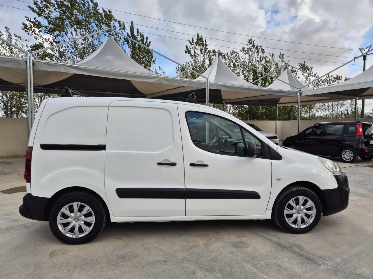 Peugeot Partner Tepee BlueHDi 100 Active